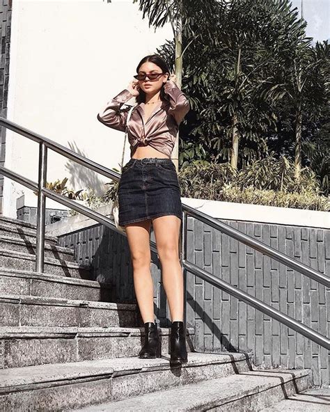 WOW! Meet the sister of Los bastardos star Joshua Colet in 19 .
